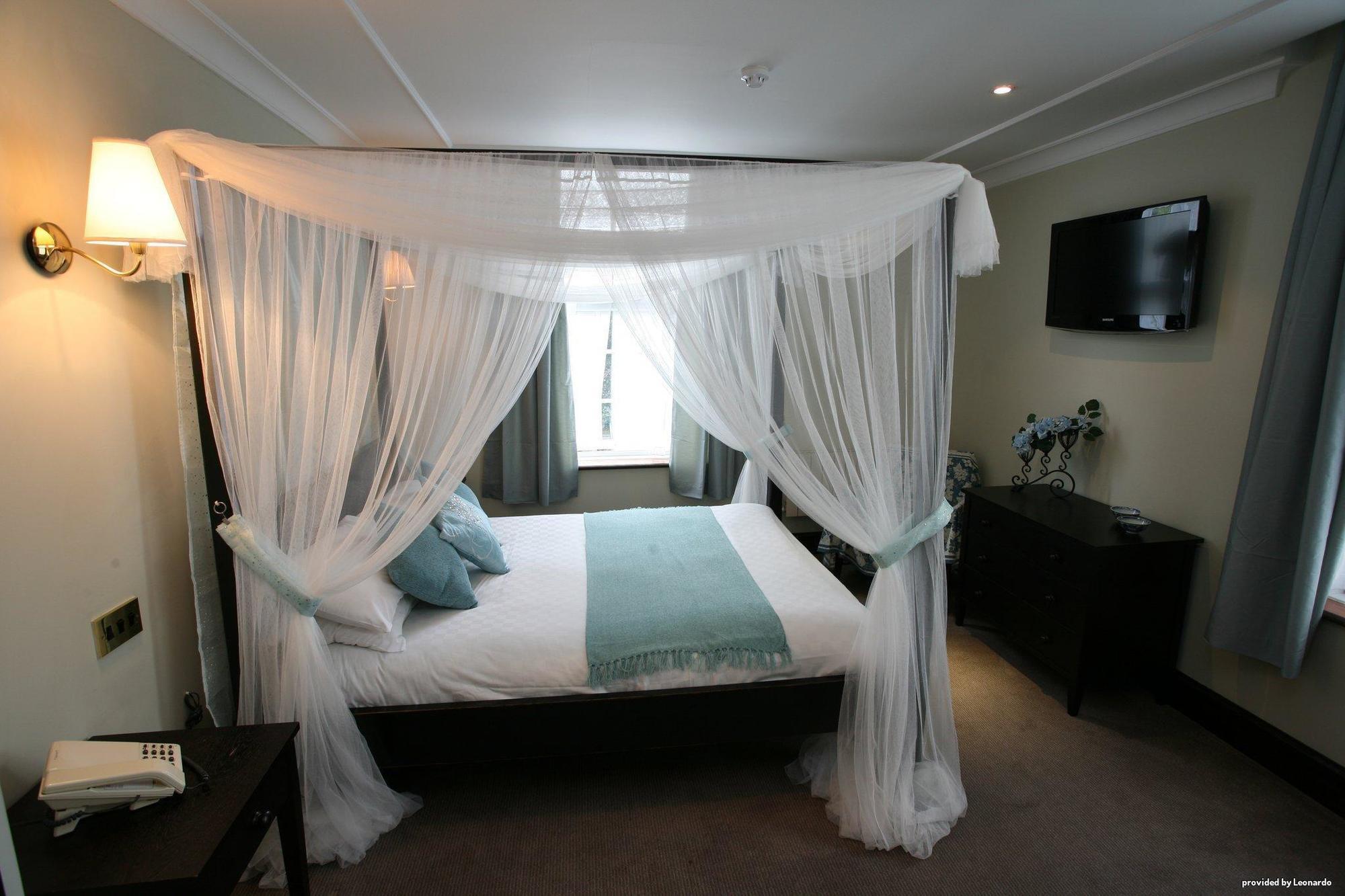 Western Pinewood Manchester Airport-wilmslow Appart hôtel 4*