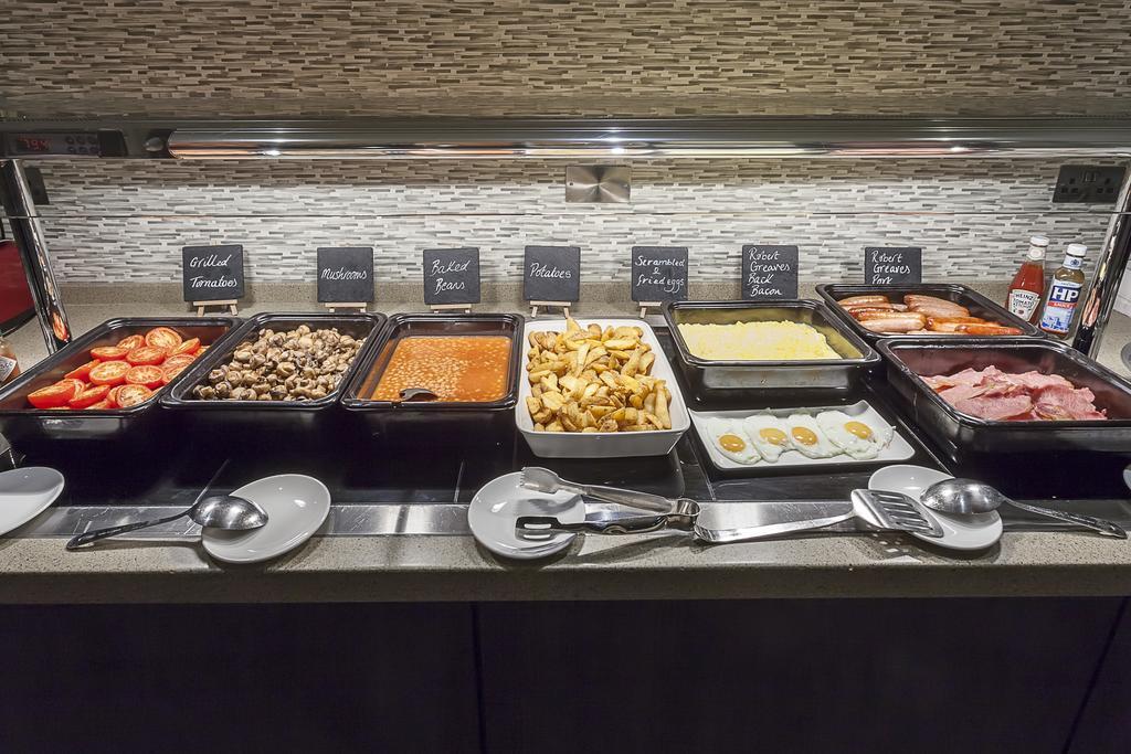 Western Pinewood Manchester Airport-wilmslow Wilmslow
