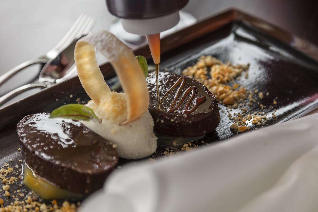 Western Pinewood Manchester Airport-wilmslow 4*