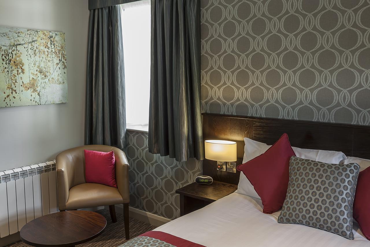 Western Pinewood Manchester Airport-wilmslow 4*