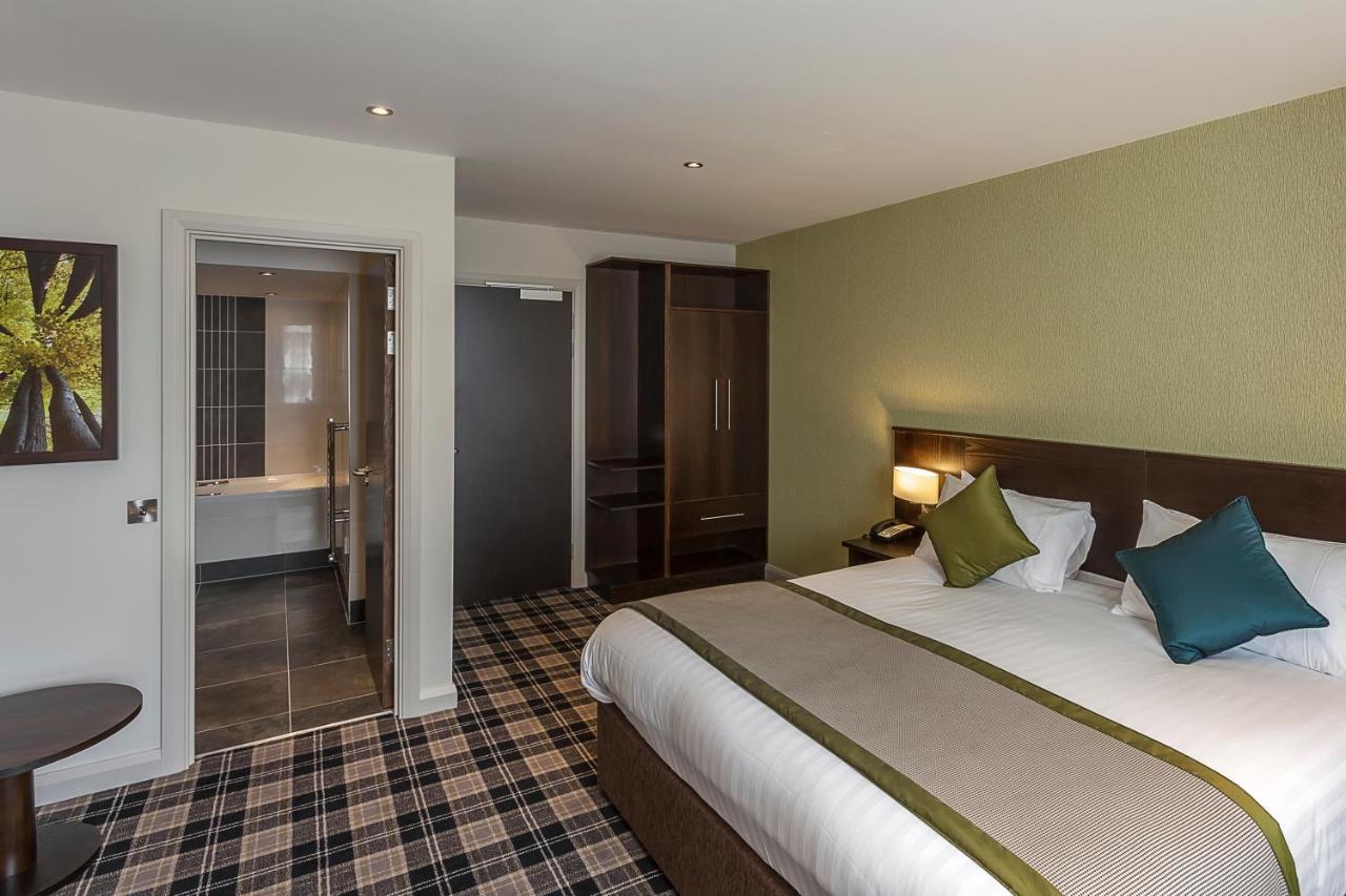 Western Pinewood Manchester Airport-wilmslow 4*